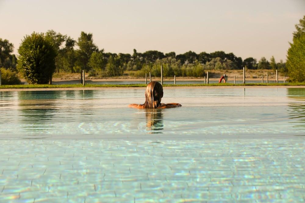 St. Martins Therme & Lodge Frauenkirchen Extérieur photo
