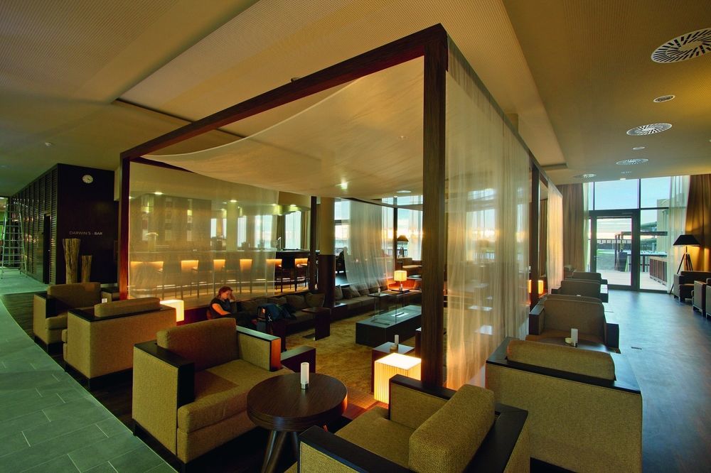 St. Martins Therme & Lodge Frauenkirchen Extérieur photo